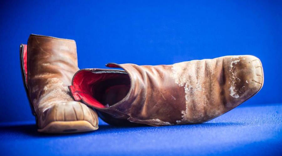 تمیز کردن شوره سفید کفش